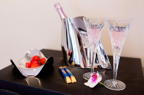Amare Beachside Luxury - Tourism Caloundra 27