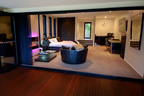 Amare Beachside Luxury - Tourism Caloundra 18
