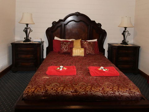 Kerrellie Cottages 2, 4 & 8 Reid Street - Tourism Caloundra 4