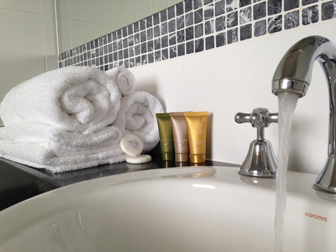 Auldington Hotel - Tourism Caloundra 14