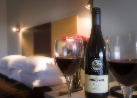 Auldington Hotel - Tourism Caloundra 35