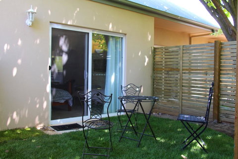 Richmond Coachmans Rest - Tourism Caloundra 3