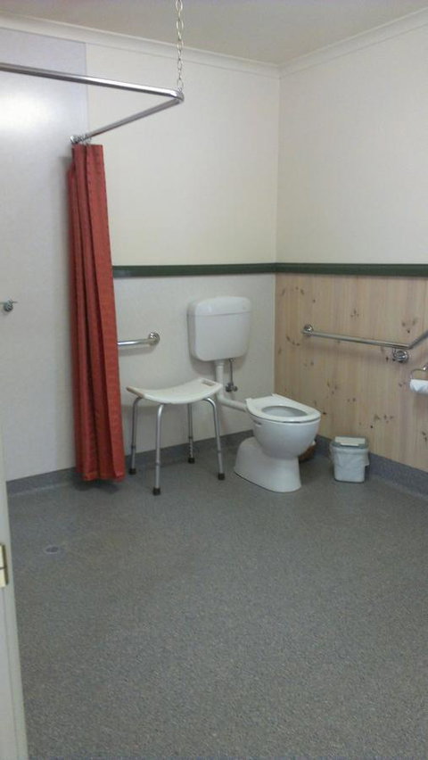 The Crays Accommodation - Tourism Caloundra 10