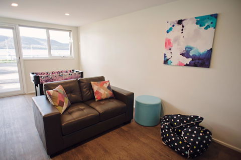 The Holiday Home People - Tourism Caloundra 10