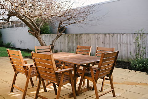 The Holiday Home People - Tourism Caloundra 2