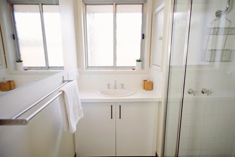 The Holiday Home People - Tourism Caloundra 11