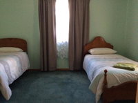 Book Ross Accommodation Vacations Tourism Caloundra Tourism Caloundra