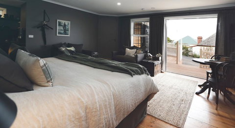 Ship Inn Stanley - Tourism Caloundra 12