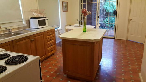 City Townhouse Walking Distance To City - Tourism Caloundra 6