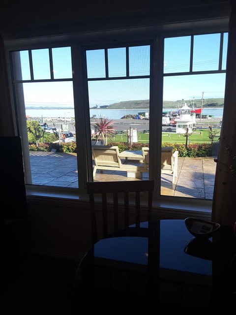 On The Terrace - Tourism Caloundra 21