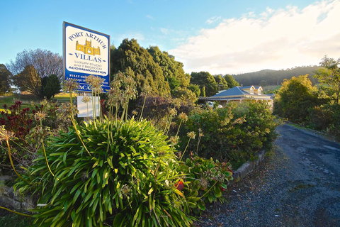 Port Arthur Villas - Tourism Caloundra 16