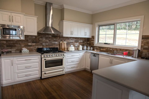 Mountain Blue Guest House - Tourism Caloundra 18