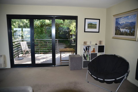 Studioat10 - Tourism Caloundra 4