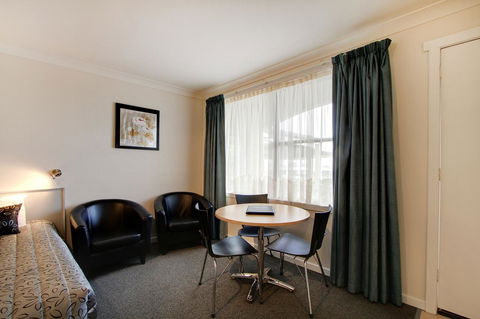 Tamar River Villas - Tourism Caloundra 4