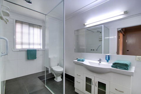 Tamar River Villas - Tourism Caloundra 3