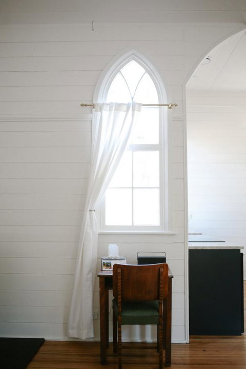 Old White Church Bed & Breakfast - Tourism Caloundra 22