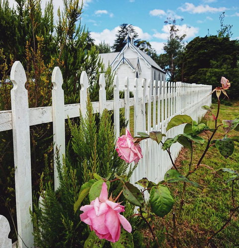 Old White Church Bed & Breakfast - Tourism Caloundra 23