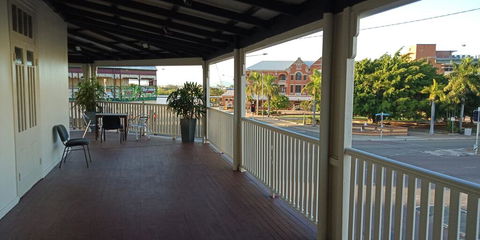 Newmarket Hotel - Tourism Caloundra 1