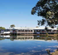 Nightcap at Waterfront Hotel - Tourism Caloundra