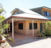 Ningaloo Breeze Villa 8 - 3 Bedroom Fully Self-Contained Holiday Accommodation - Tourism Caloundra