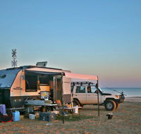 Ningaloo Glamping caravan rental along the Ningaloo Coast - Tourism Caloundra