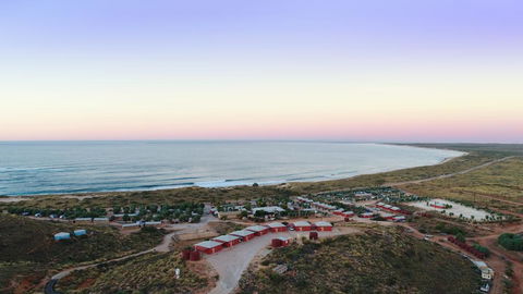 Ningaloo Lighthouse Holiday Park - Tourism Caloundra 0