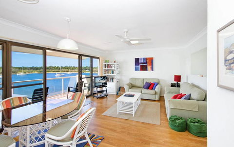Noosa Shores Apartment 30 - Tourism Caloundra 2