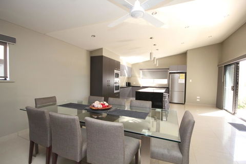 NORTHERN HAVEN-3/16 David Campbell St NH - Tourism Caloundra 2
