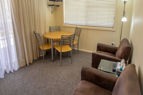 Nundle Accommodation - Tourism Caloundra 1