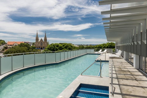 Oaks Ipswich Aspire Suites - Tourism Caloundra 0