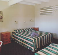 Oasis Motel - Tourism Caloundra