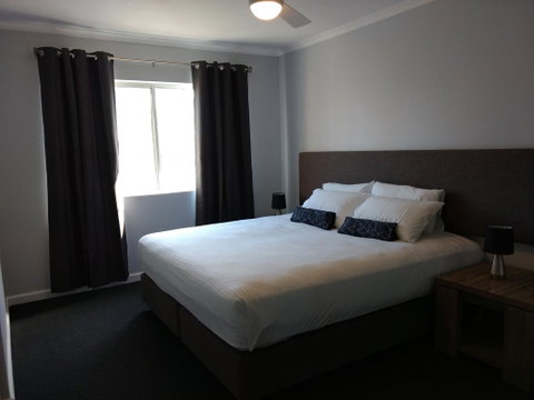 Oasis Private 2 Bed Apartment - Tourism Caloundra 2
