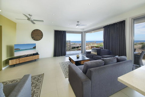Ocean Ave 1/21 - Anna Bay - Tourism Caloundra 1
