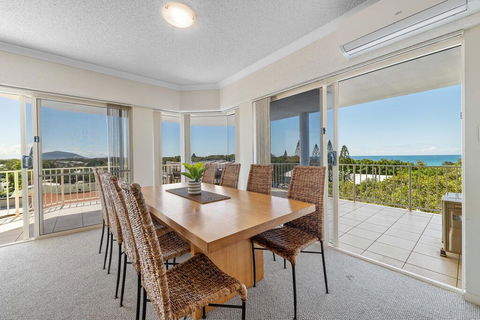 Ocean View 3 Bedroom Apartment - Tourism Caloundra 3