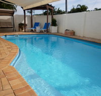Oceana Holiday Units - Tourism Caloundra