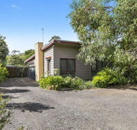 OCEANS 12 - ANGLESEA - Tourism Caloundra