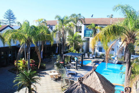 Oceanside Hawks Nest - Tourism Caloundra 1