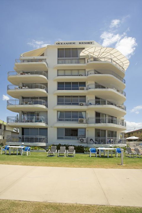Oceanside Resort - Absolute Beachfront Apartments - Tourism Caloundra 3