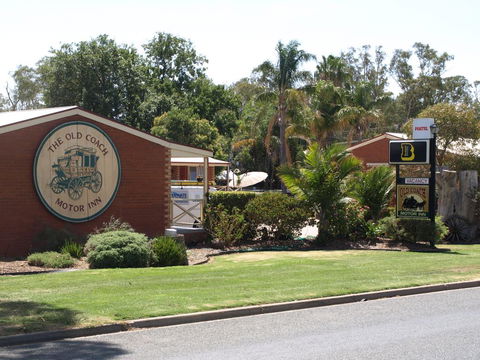 Old Coach Motor Inn Echuca - Tourism Caloundra 0