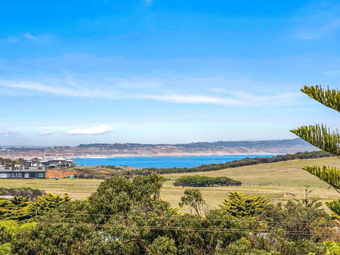 Olive Grove - Tourism Caloundra 1