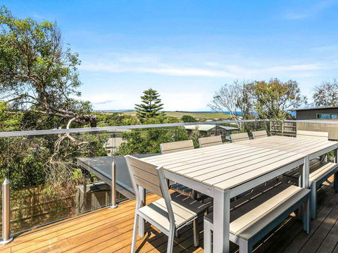 Olive Grove - Tourism Caloundra 2