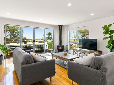 Olive Grove - Tourism Caloundra 3