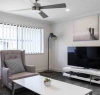 One Bedroom Apartment with free wifi - Tourism Caloundra
