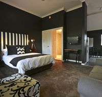 One Paddock Currency Creek Winery Villas - Tourism Caloundra