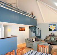 Osprey Holiday Village Unit 115 - Idyllic 3 Bedroom Holiday Villa with a Pool in the Complex - Tourism Caloundra