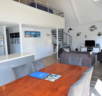 Osprey Holiday Village Unit 121 - Fantastic 3 Bedroom Holiday Villa with a Pool in the Complex - Tourism Caloundra