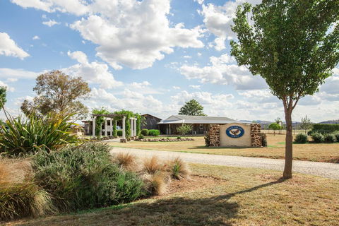 Owl Head Lodge - Tourism Caloundra 0
