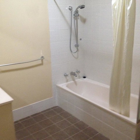 Oxley Court Serviced Apartments - Tourism Caloundra 3