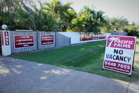Pacific Palms Motor Inn - Tourism Caloundra 3