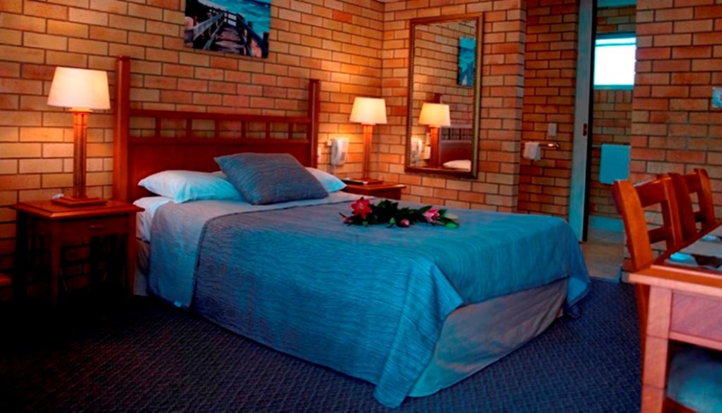 Pacific Paradise QLD Tourism Caloundra